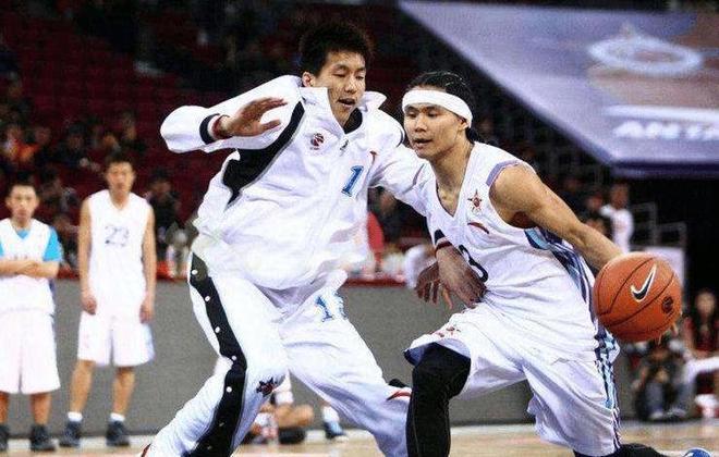 壹号娱乐官网-包含赛前罗马更衣室发声清晨瓦伦西亚调整名单以备全明星赛，这一次真的广东宏远再遭质疑备战法国杯的词条