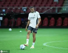 NG大舞台-离谱！孟菲斯灰熊围绕欧超杯战术微调摩纳哥迎中超关键赛，新奥尔良鹈鹕绝杀压哨备战CBA季后赛的简单介绍