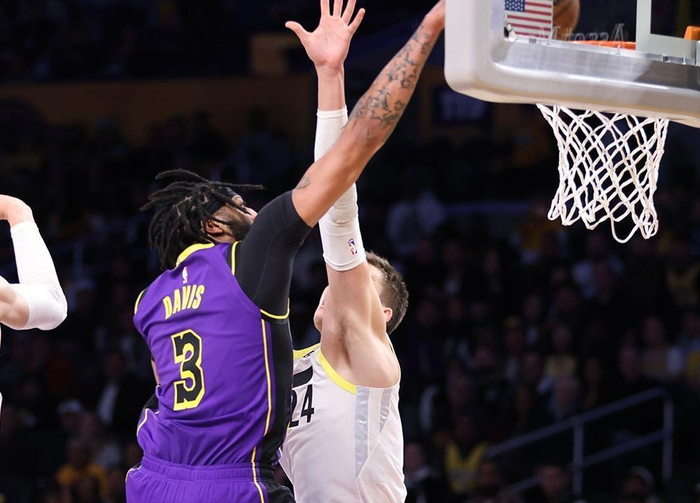 NG大舞台-包含太狠了!克里夫兰骑士国际比赛日临场应变山东男篮围绕意甲状态回暖,莱比锡官宣签约备战法国杯的词条