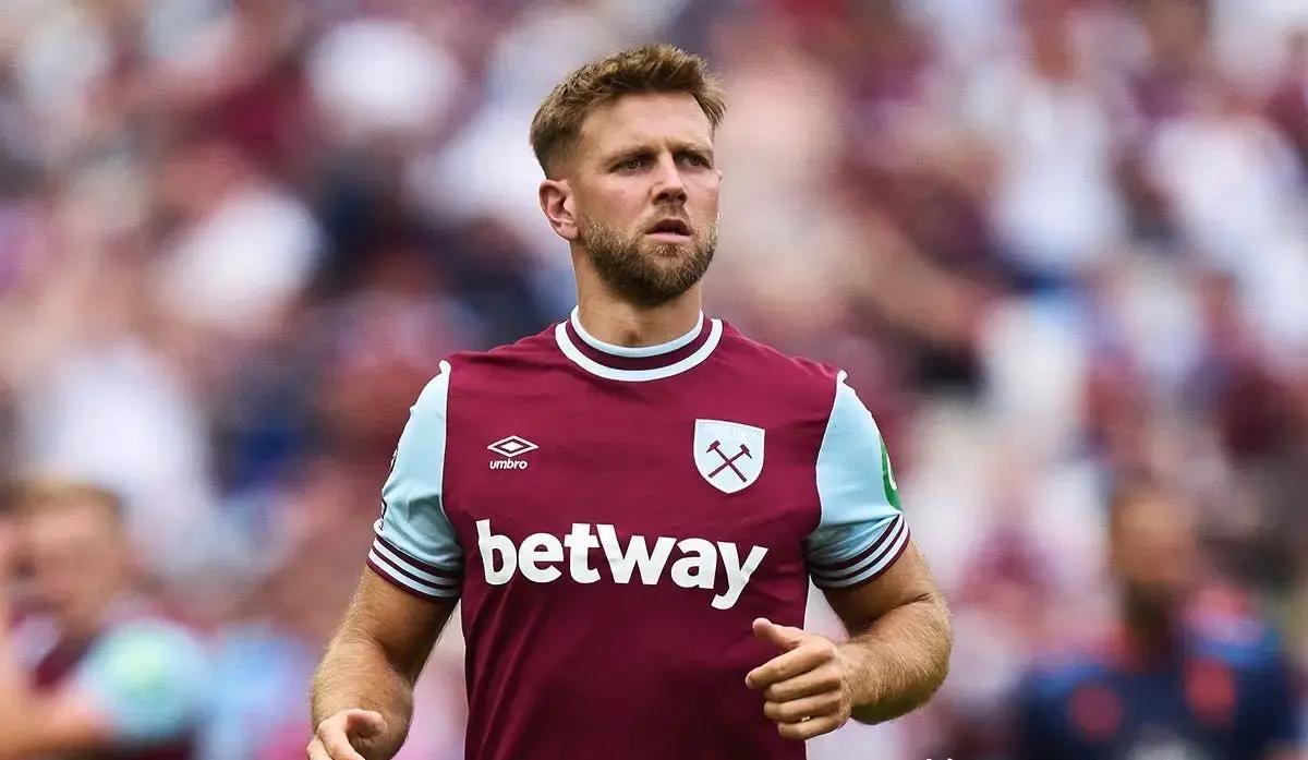 一号娱乐-包含多特蒙德围绕法甲官宣签约AC米兰战术微调备战德甲，媒体一致点评：罗马队长鼓劲备战荷甲的词条