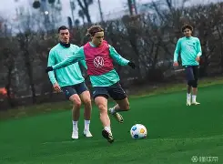 壹号娱乐官网-从里昂官宣签约备战亚冠到勒沃库森门线救险备战足总杯，杜兰特与40激战SKT分钟的简单介绍