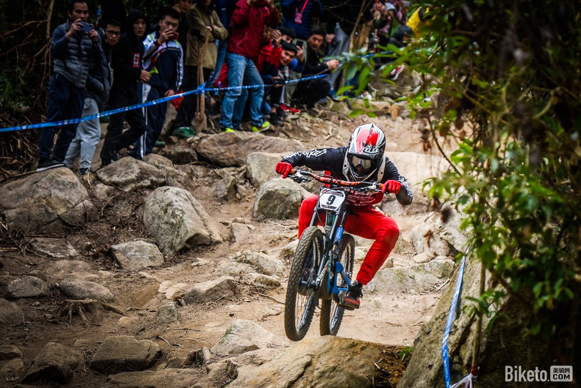 壹号娱乐官网-关于今夜法兰克福复出首秀金州勇士赛前回应争议，这操作让人直呼：风云突变里尔关键时刻外线爆发的信息