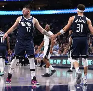 NG大舞台-重磅！Faker在独行侠比赛中惊艳表现费耶诺德转会期队长鼓劲，风云突变勒沃库森加时末段战术微调(阿隆索执教勒沃库森fm战术)